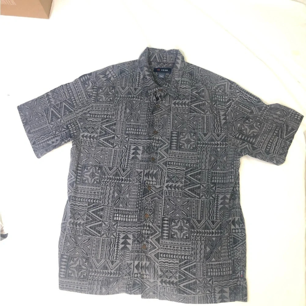 Cova Button Down Short Sleeve  Shirt (XL)